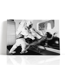 Load image into Gallery viewer, #108BW Naomi Campbell