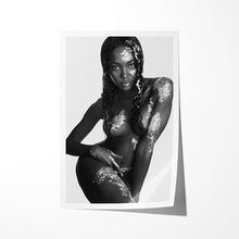 Load image into Gallery viewer, #047BW Naomi Campbell