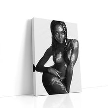 Load image into Gallery viewer, #047BW Naomi Campbell