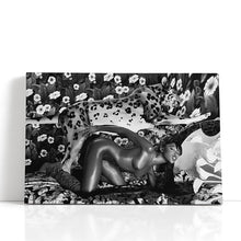 Load image into Gallery viewer, #106BW Naomi Campbell