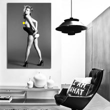 Load image into Gallery viewer, #041 Kate Moss