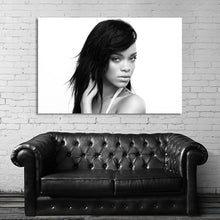 Load image into Gallery viewer, #016BW Rihanna
