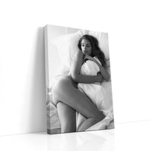 Load image into Gallery viewer, #004 Cindy Crawford
