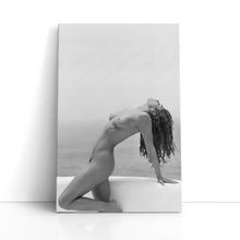 Load image into Gallery viewer, #005 Cindy Crawford
