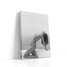Load image into Gallery viewer, #005 Cindy Crawford
