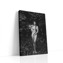 Load image into Gallery viewer, #008 Cindy Crawford
