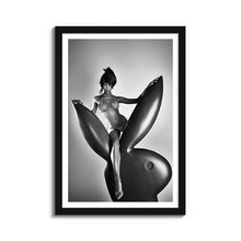 Load image into Gallery viewer, #039BW Naomi Campbell
