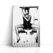Load image into Gallery viewer, #019 Naomi Campbell

