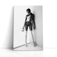 Load image into Gallery viewer, #035BW Naomi Campbell
