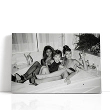 Load image into Gallery viewer, #114 Naomi Campbell
