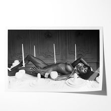 Load image into Gallery viewer, #112BW Naomi Campbell
