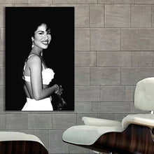 Load image into Gallery viewer, #002BW Selena Quintanilla
