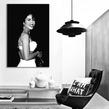 Load image into Gallery viewer, #002BW Selena Quintanilla
