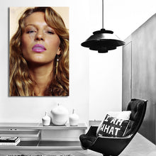 Load image into Gallery viewer, #007 Gisele Bundchen
