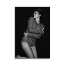 Load image into Gallery viewer, #015BW Jennifer Lopez
