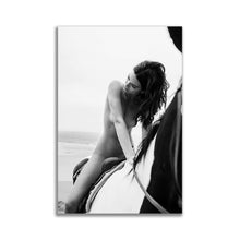 Load image into Gallery viewer, #026BW Kendall Jenner
