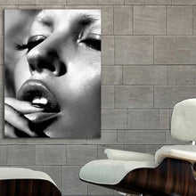 Load image into Gallery viewer, #704 Kate Moss
