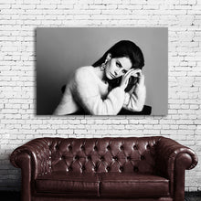 Load image into Gallery viewer, #039BW Lana Del Rey
