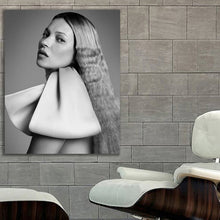 Load image into Gallery viewer, #603BW Kate Moss
