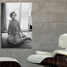 Load image into Gallery viewer, #159BW Marilyn Monroe
