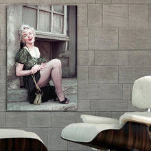 Load image into Gallery viewer, #086 Marilyn Monroe
