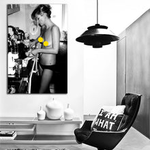 Load image into Gallery viewer, #003 Kate Moss
