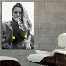 Load image into Gallery viewer, #039 Kate Moss
