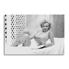 Load image into Gallery viewer, #052 Marilyn Monroe
