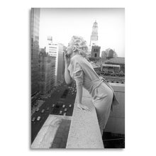 Load image into Gallery viewer, #032 Marilyn Monroe
