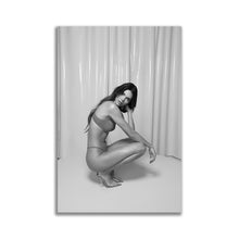 Load image into Gallery viewer, #008BW Kendall Jenner
