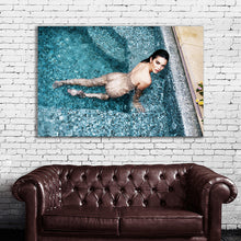 Load image into Gallery viewer, #072 Kendall Jenner

