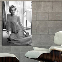 Load image into Gallery viewer, #003 Marilyn Monroe
