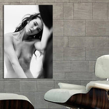 Load image into Gallery viewer, #030BW Kendall Jenner
