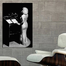 Load image into Gallery viewer, #143 Marilyn Monroe
