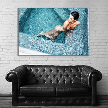Load image into Gallery viewer, #076 Kendall Jenner
