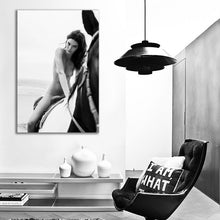Load image into Gallery viewer, #024BW Kendall Jenner
