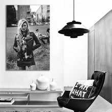 Load image into Gallery viewer, #103 Kate Moss
