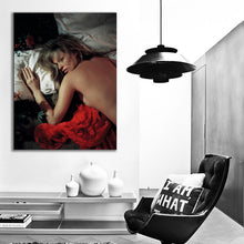 Load image into Gallery viewer, #719 Kate Moss
