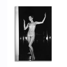 Load image into Gallery viewer, #118BW Kate Moss
