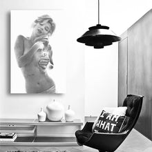 Load image into Gallery viewer, #121 Marilyn Monroe
