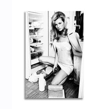 Load image into Gallery viewer, #086BW Kate Moss

