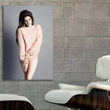 Load image into Gallery viewer, #005 Lana Del Rey
