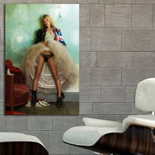 Load image into Gallery viewer, #040 Kate Moss
