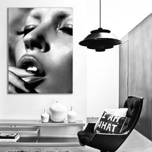 Load image into Gallery viewer, #704 Kate Moss
