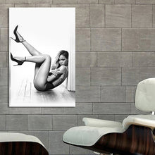 Load image into Gallery viewer, #031 Rihanna

