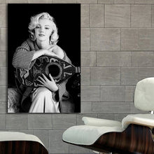 Load image into Gallery viewer, #007 Marilyn Monroe
