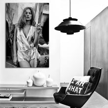 Load image into Gallery viewer, #019 Kate Moss
