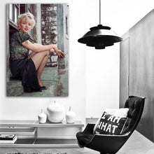 Load image into Gallery viewer, #085 Marilyn Monroe
