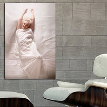Load image into Gallery viewer, #071 Marilyn Monroe
