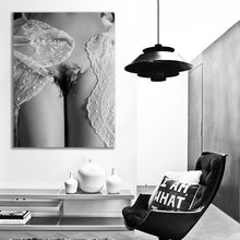 Load image into Gallery viewer, #718BW Kate Moss
